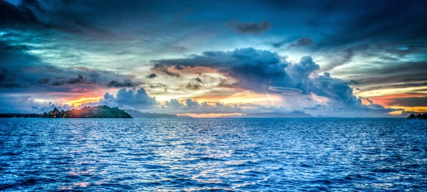波拉波拉岛的日落