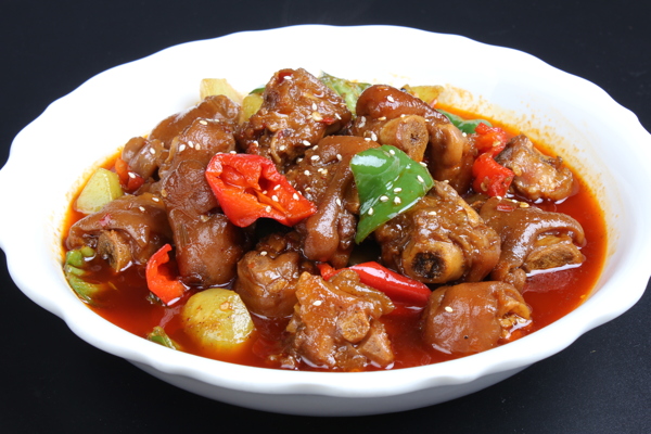 土豆燉豬蹄