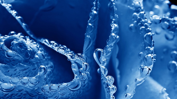 藍(lán)色水滴背景JPG