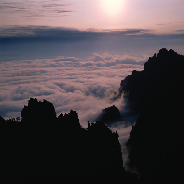 山中的霧