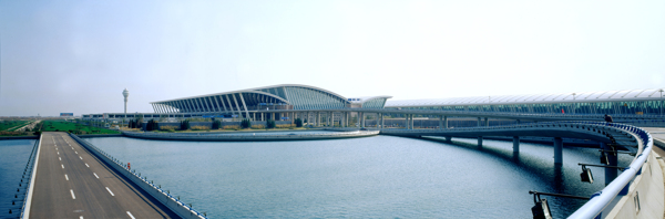 浦东国际机场日景图片