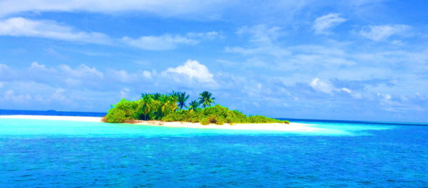 蓝色海岛风景图片