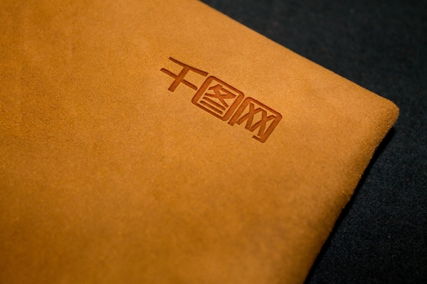 尼龍面料logo樣機(jī)