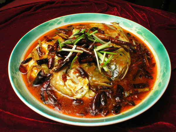 魚(yú)頭
