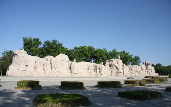 韩城司马迁祠墓广场雕像图片