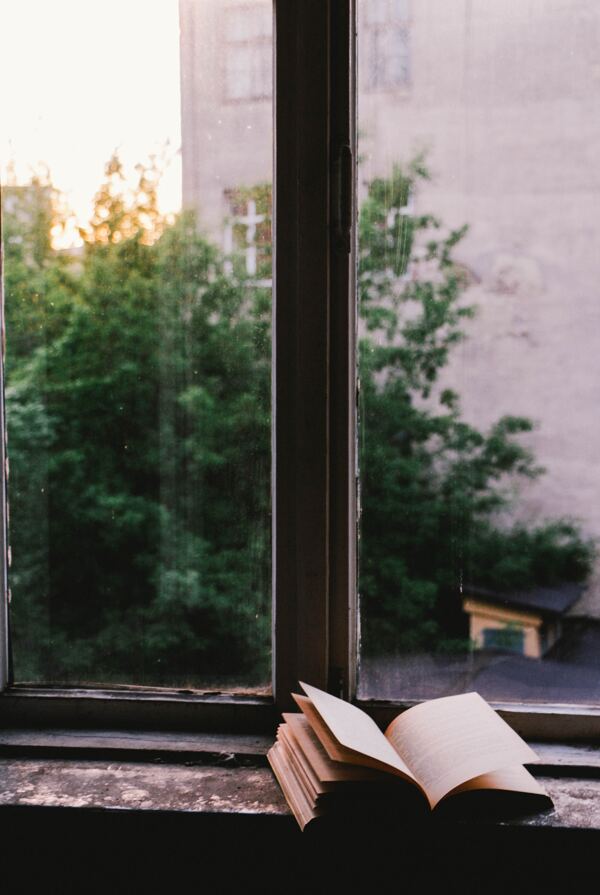 书和窗外