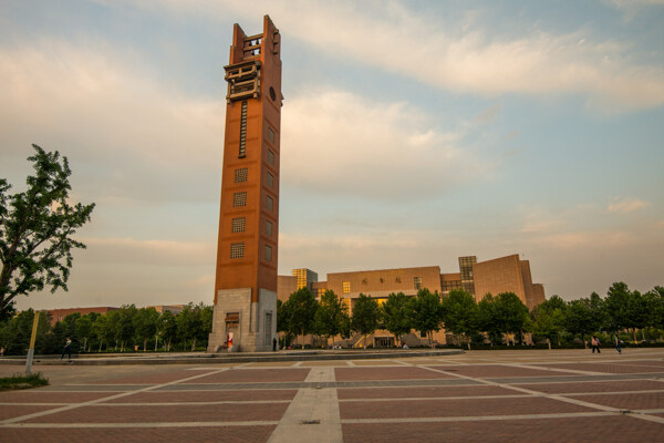 鄭州大學(xué)圖片