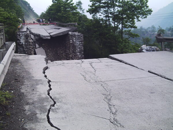地震圖片