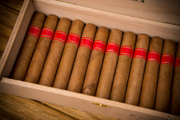 木盒子里的雪茄