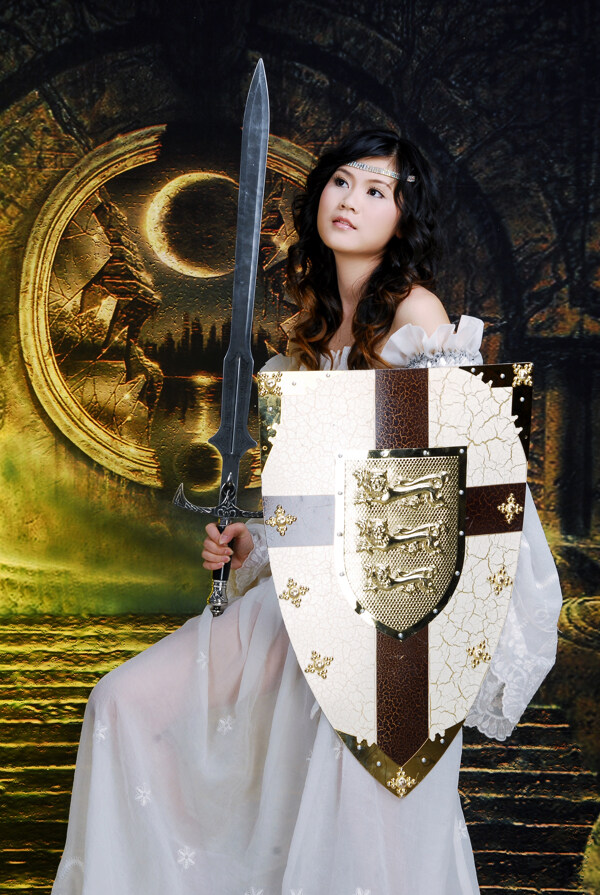 带剑的公主01图片