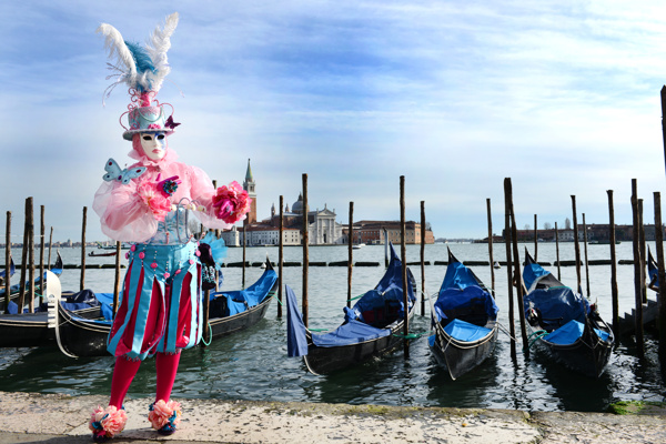威尼斯狂欢节女人图片