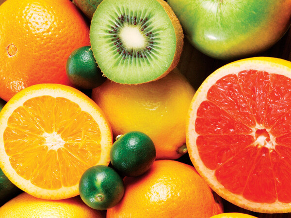 色彩鲜艳的新鲜柑橘类水果图片