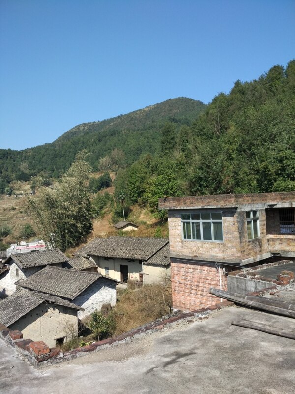 山村