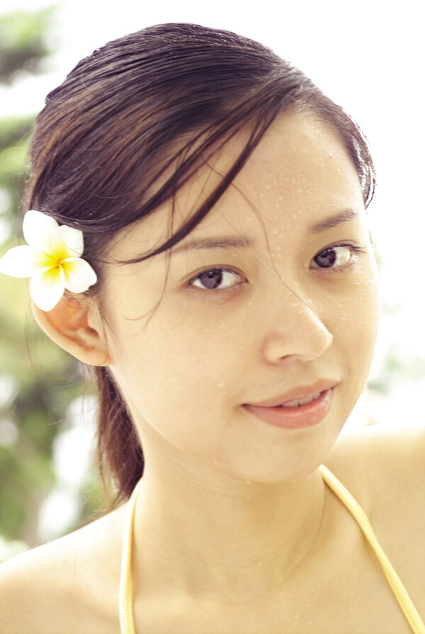 夏日少女清爽美容