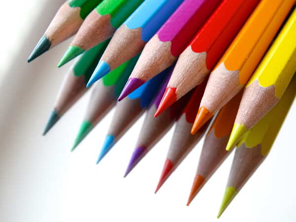 铅笔彩色铅笔画笔