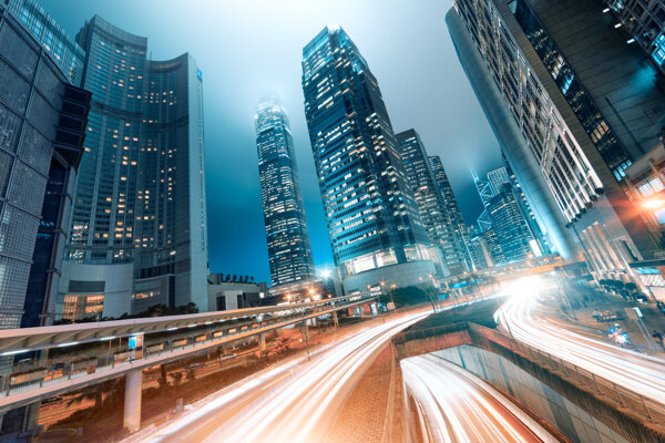 城市公路與城市夜景圖片