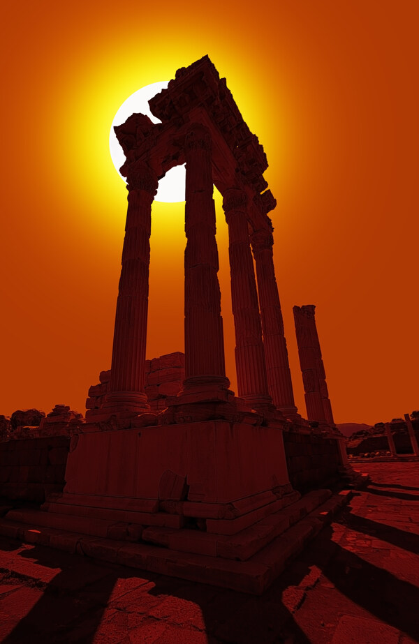 夕阳下罗马柱建筑图片