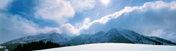 雪山雪景banner創(chuàng)意設(shè)計
