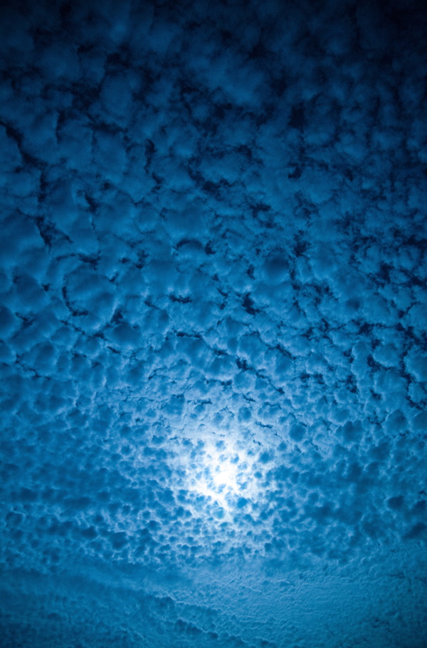 夜晚天空風(fēng)景圖片