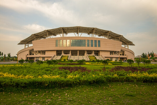 鄭州大學(xué)圖片