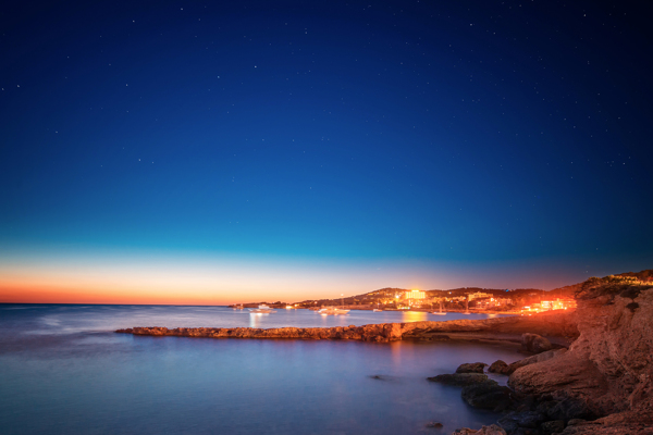 西班牙岸海傍晚天空