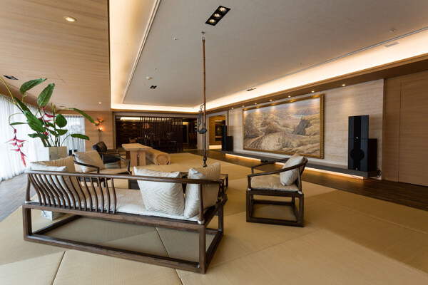 现代极简客厅木制沙发椅室内装修效果图