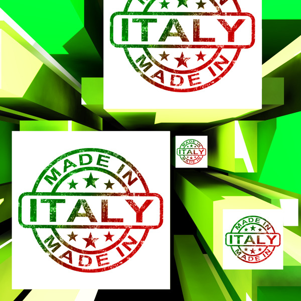 在意大利的立方体显示意大利制造