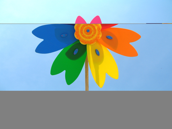 七彩風(fēng)車(chē)高清圖特寫(xiě)