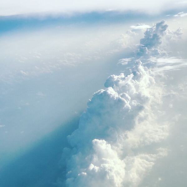 高空中看到的云层