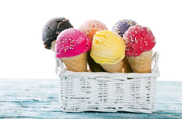 五彩冰淇淋