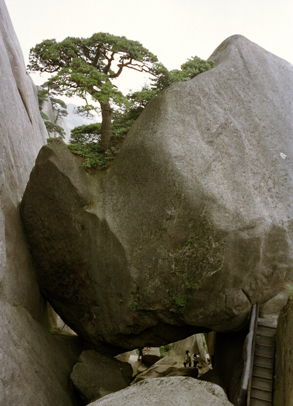 天柱山神秘谷图片