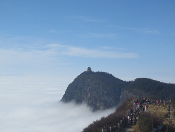 峨眉山