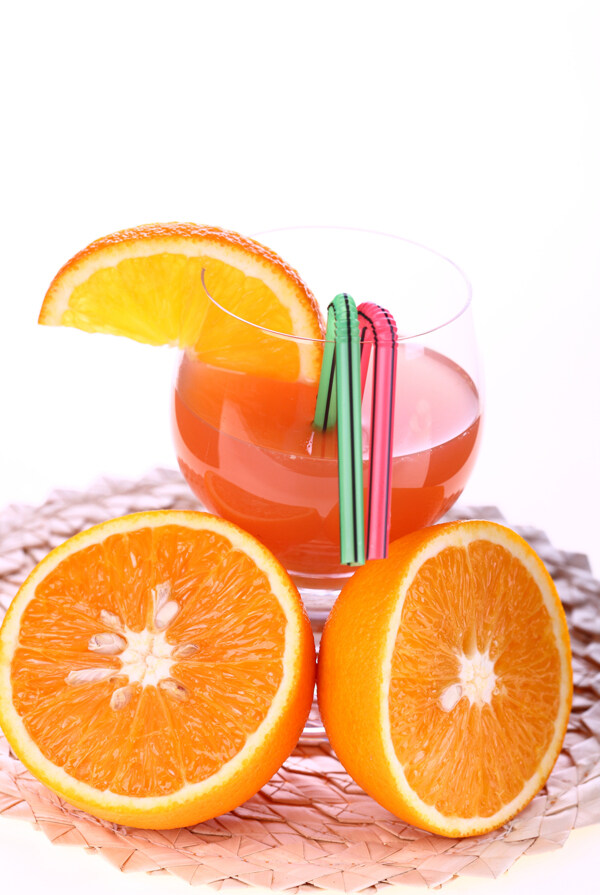 橙汁橙子果肉图片