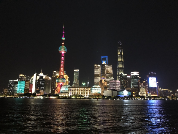 上海外滩灯光图片