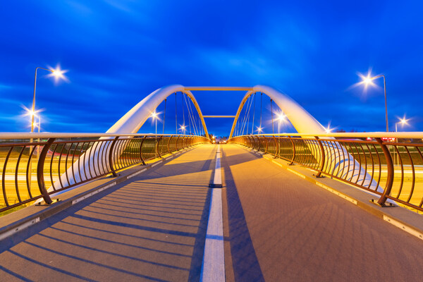 美丽大桥夜景图片