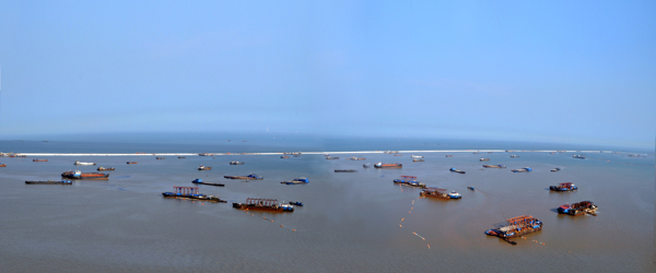 天津市南港海滩图片