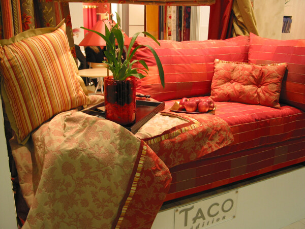 2003年法兰克福家纺展之沙发图片