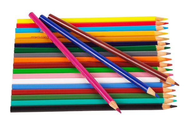 许多的彩色铅笔图片