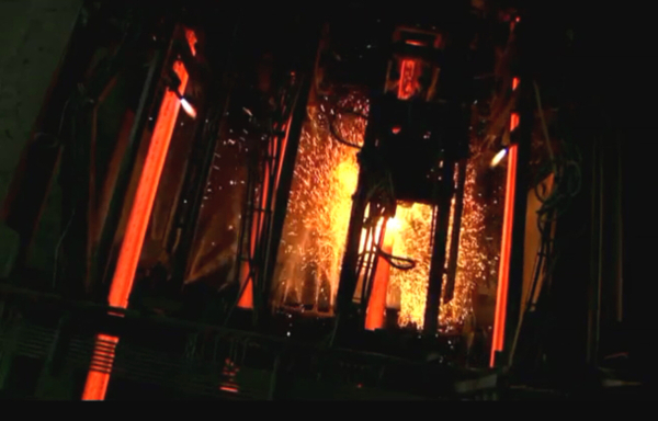 工业电焊熔炉视频素材