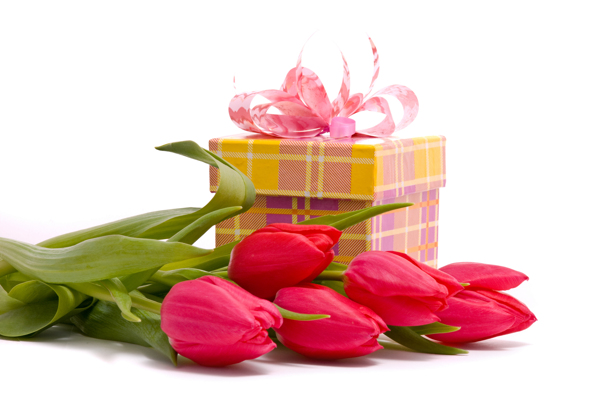 礼物盒与鲜花