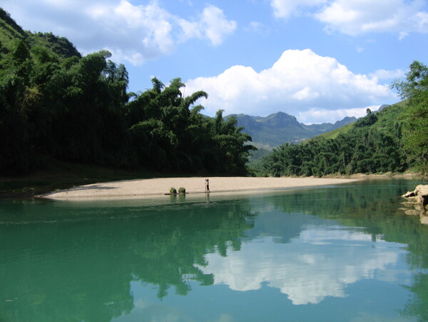 六硐峡谷风光图片