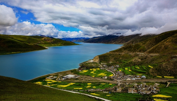 羊卓雍措风景