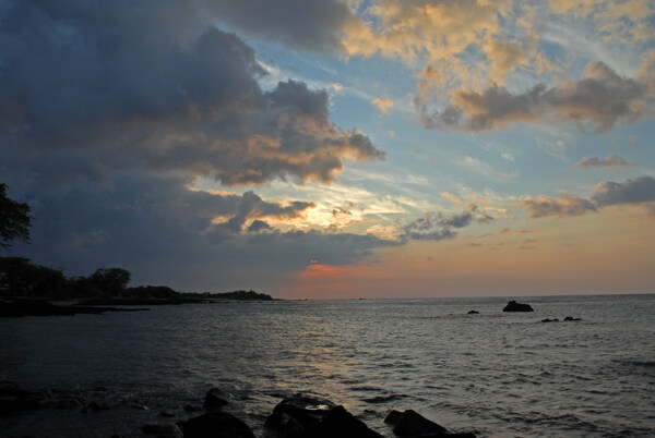 夕阳海景图片