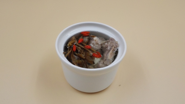 茶树菇排骨汤图片