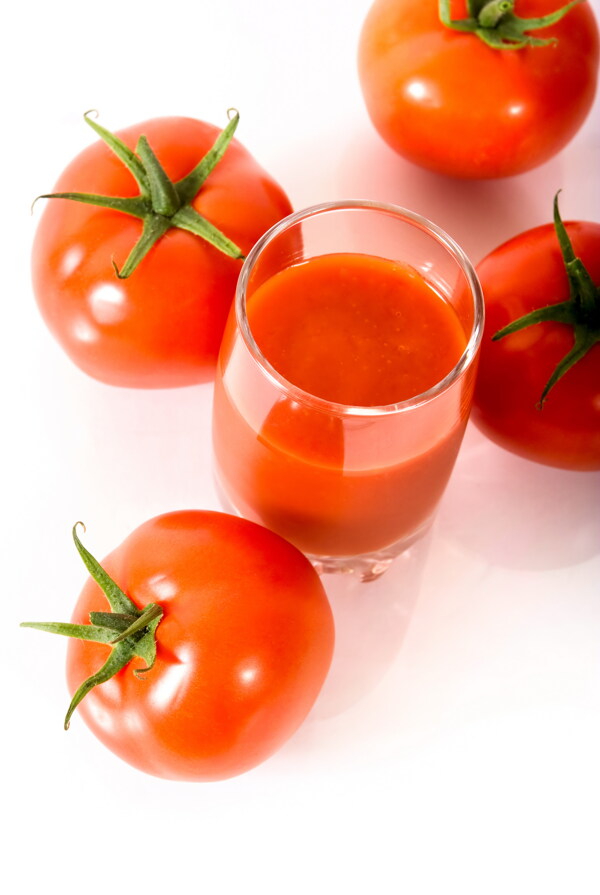 新鲜西红柿与西红柿汁图片