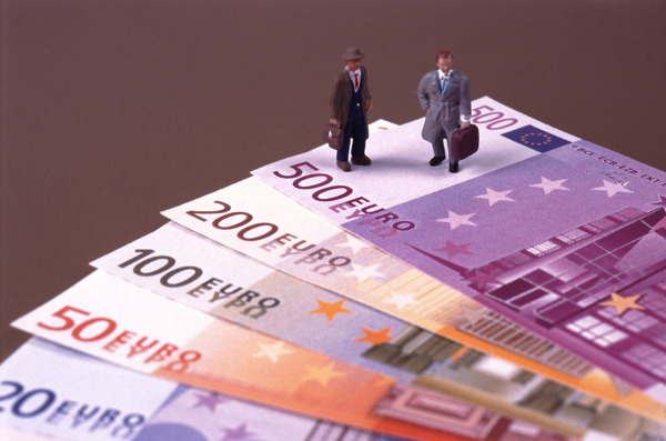 欧元欣赏货币经济大战创意两国代表谈判