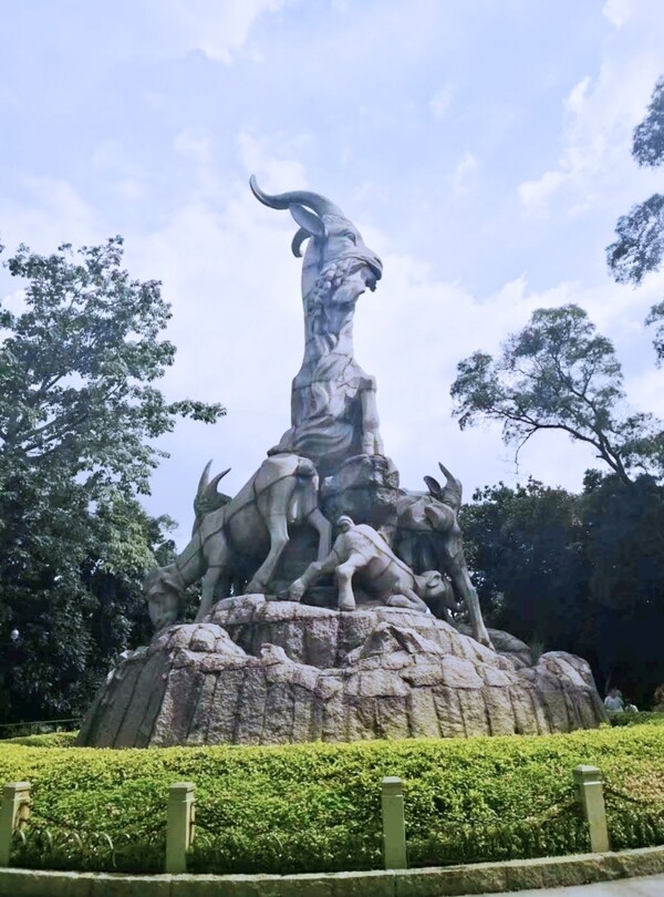广州五羊公园标志性雕塑摄影