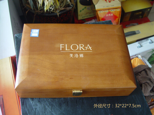 木质礼盒图片