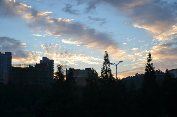 早晨的云图片