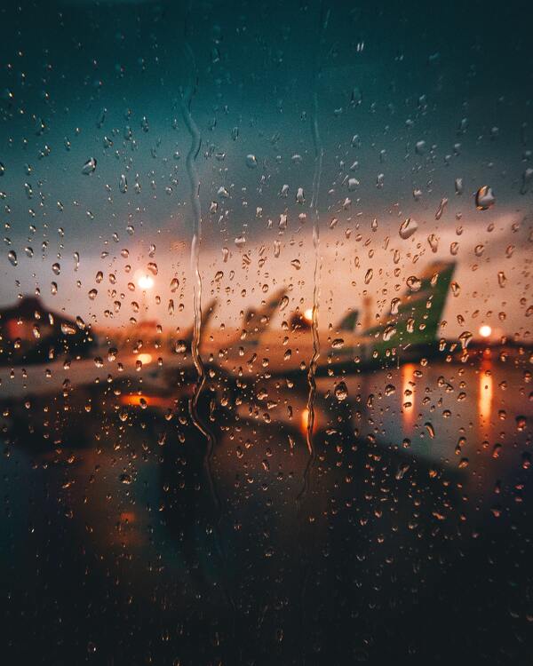 雨水玻璃